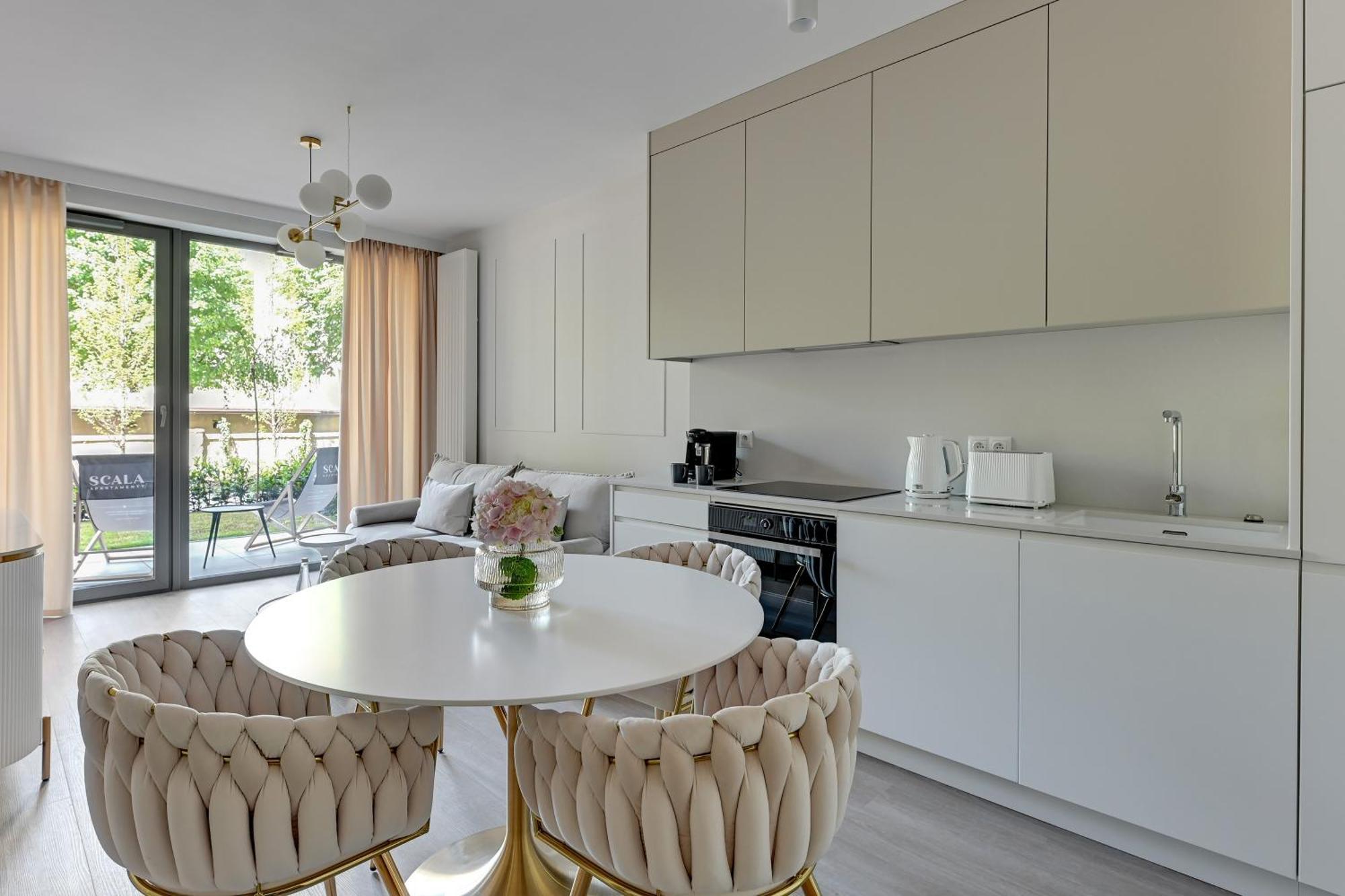 Premiem Cube Apartments In Center By Lion Apartments กดัญสก์ ภายนอก รูปภาพ